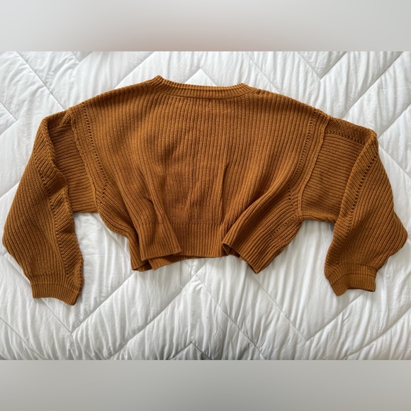 ARIZONA BALLOON SLEEVE CROPPED KNOT SWEATER - Picture 3 of 3